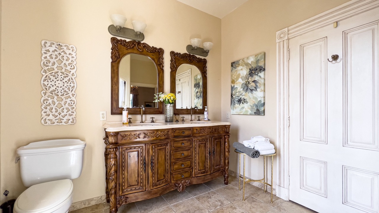 Photo of Bathroom in Salinas