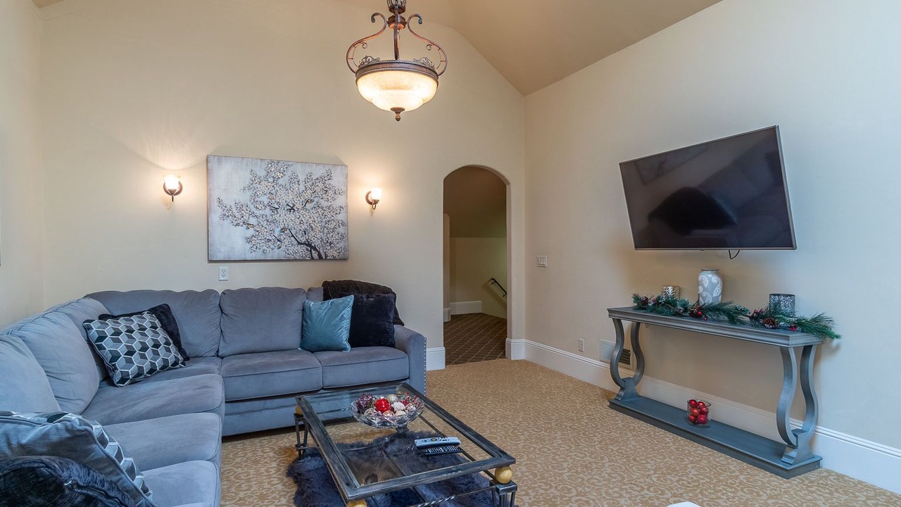 Photo of Bedroom in Salinas