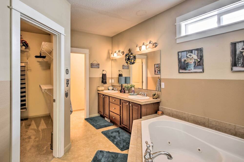 Photo of Bathroom in Lafayette