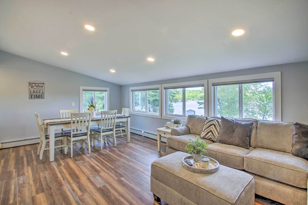 Photo of Livingroom in Franklin