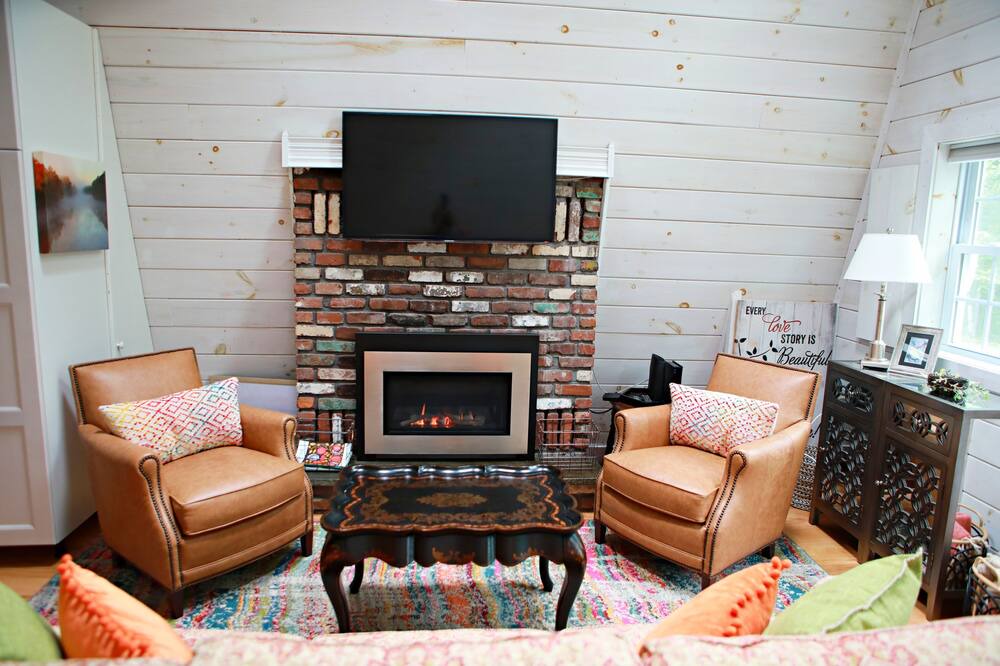 Photo of Livingroom in Pine Bush