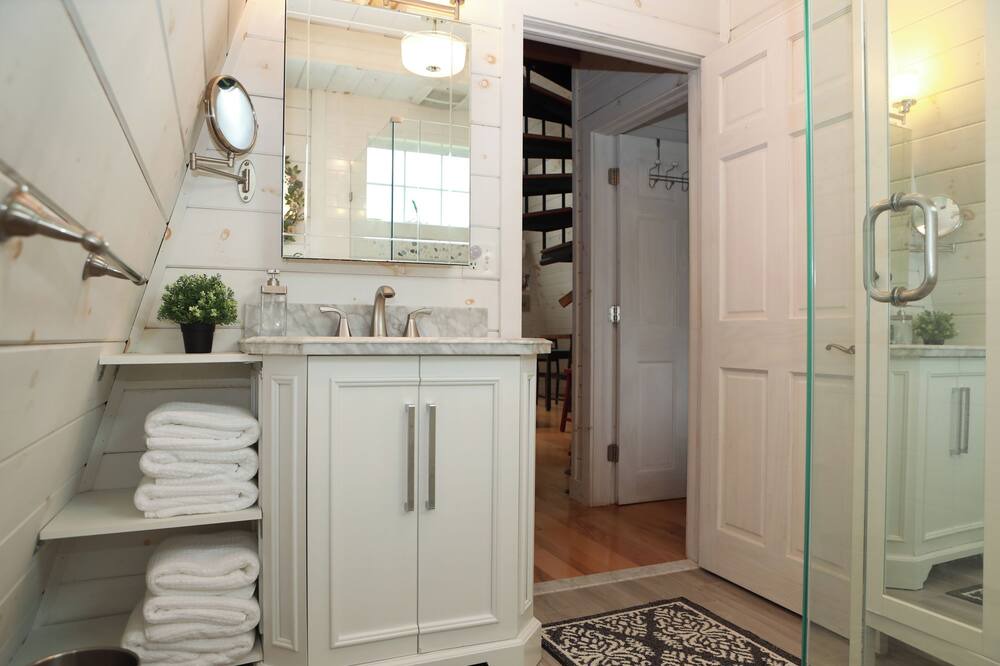 Photo of Bathroom in Pine Bush