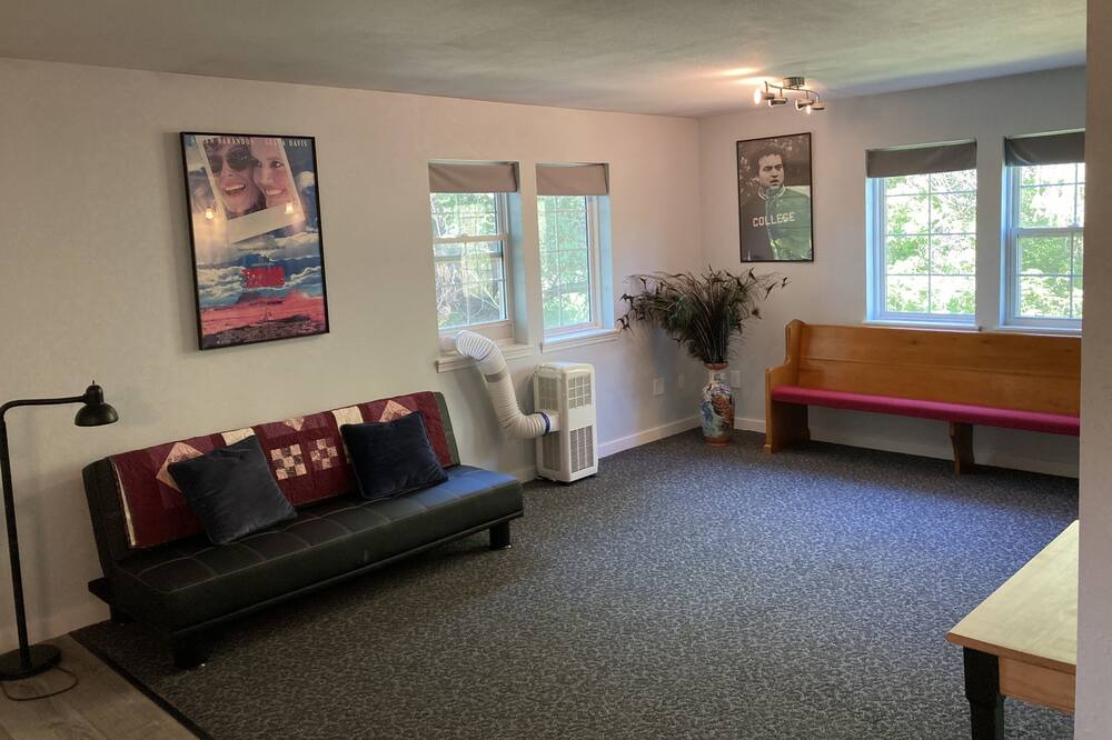 Photo of Livingroom in Hot Springs
