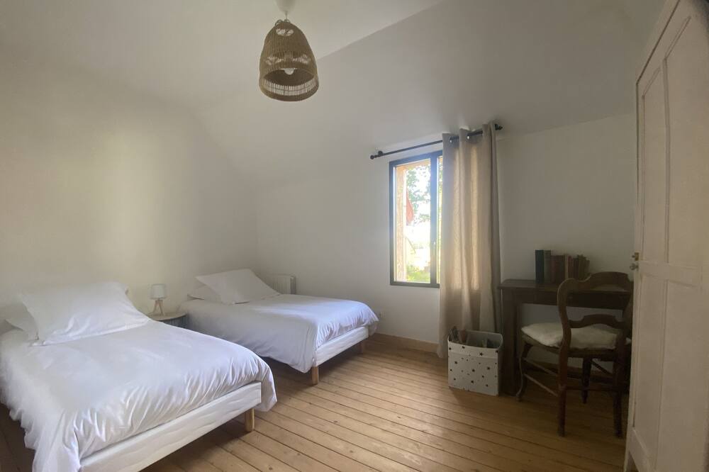 Photo of Bedroom in Sainte-Marguerite-sur-Mer