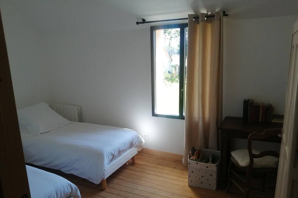 Photo of Bedroom in Sainte-Marguerite-sur-Mer