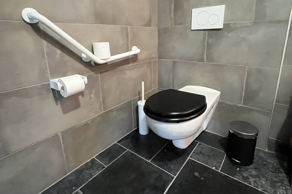 Photo of Bathroom in Sainte-Marguerite-sur-Mer