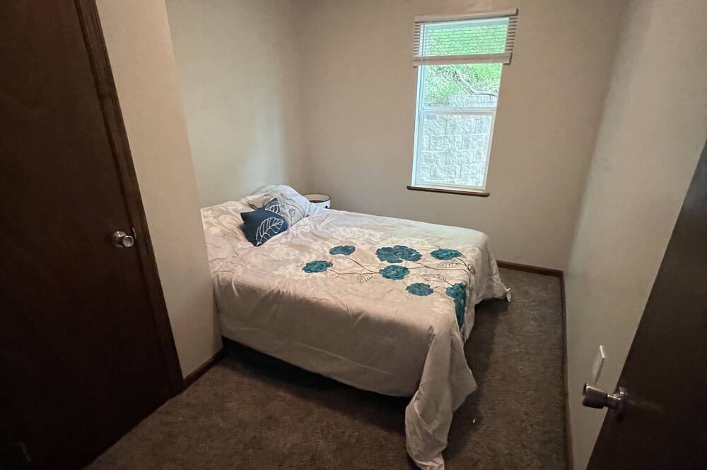 Photo of Bedroom in Ligonier