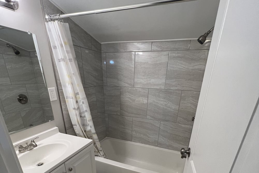 Photo of Bathroom in Ligonier