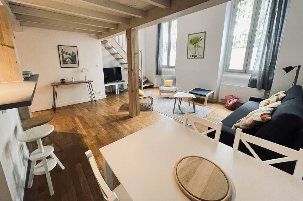 Photo of Livingroom in Guilhemery
