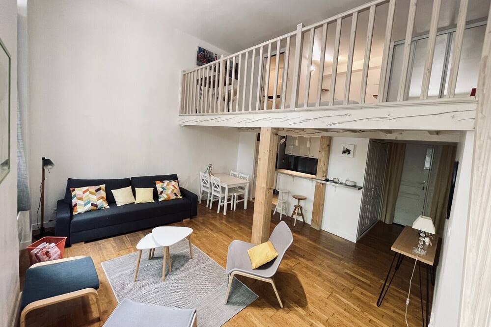Photo of Livingroom in Guilhemery