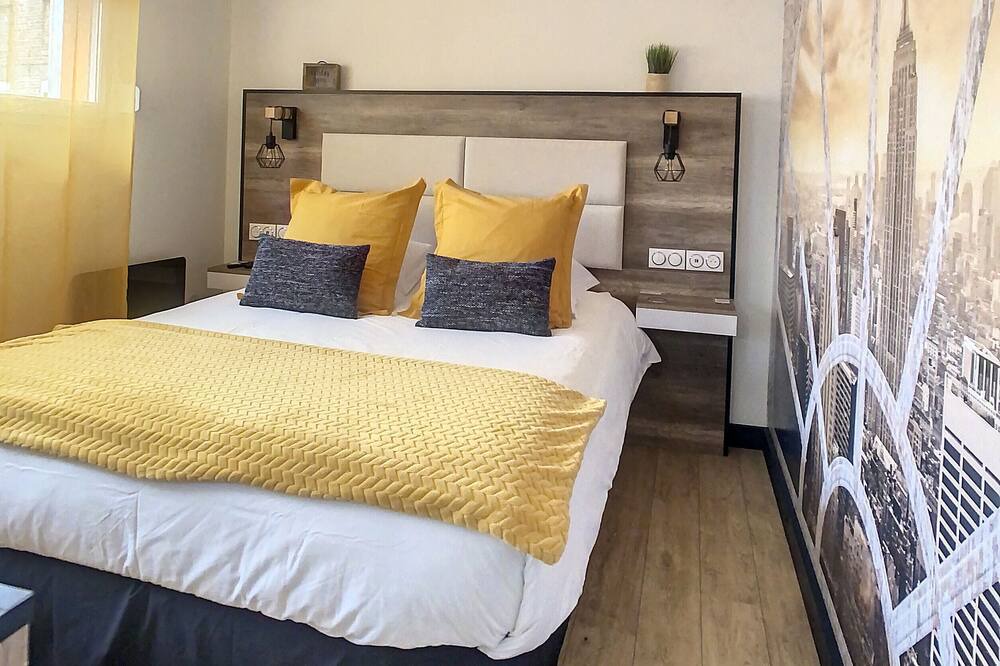 Photo of Bedroom in Saint-Quentin