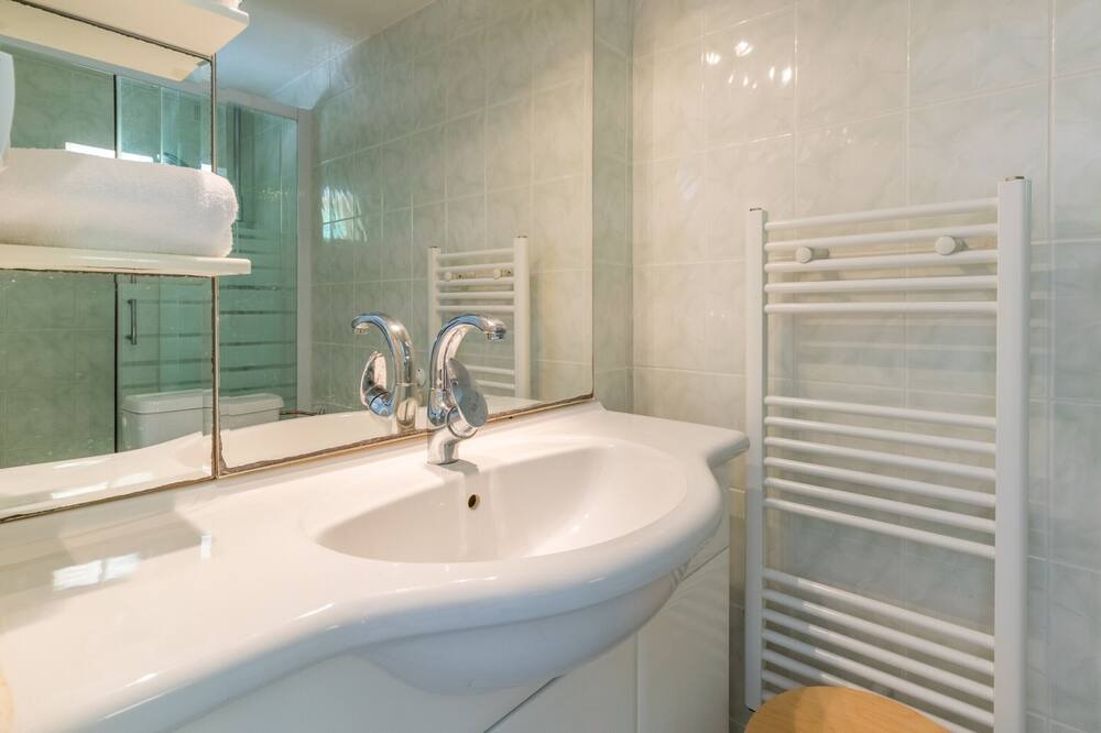 Photo of Bathroom in Montferrier-sur-Lez