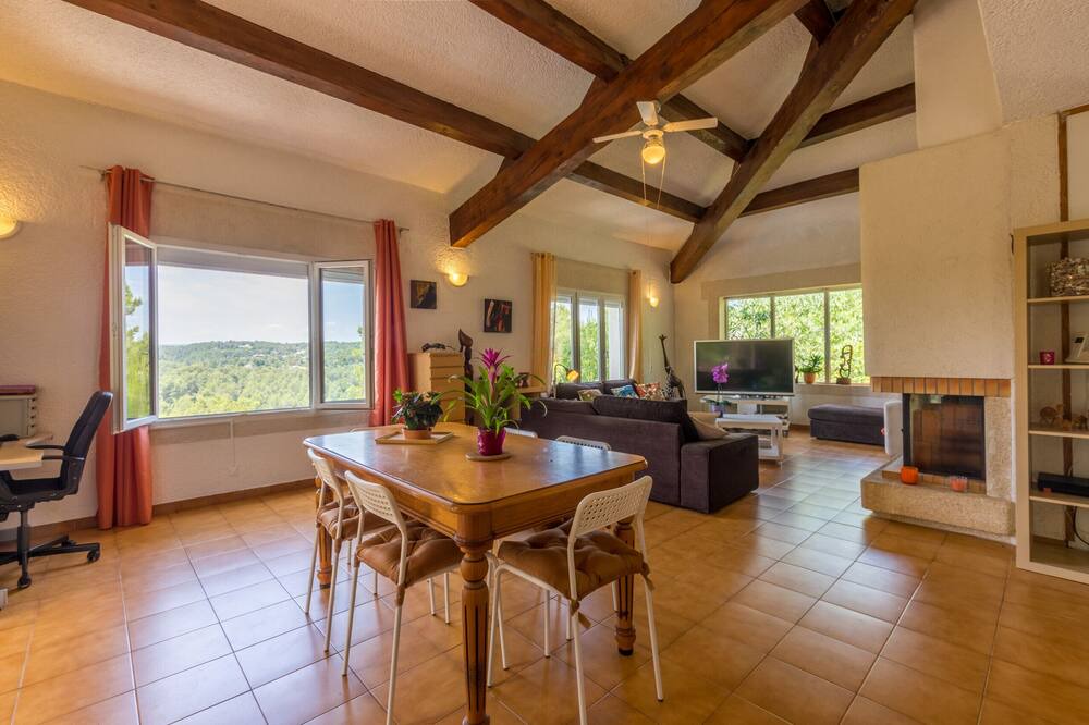 Photo of Livingroom in Montferrier-sur-Lez