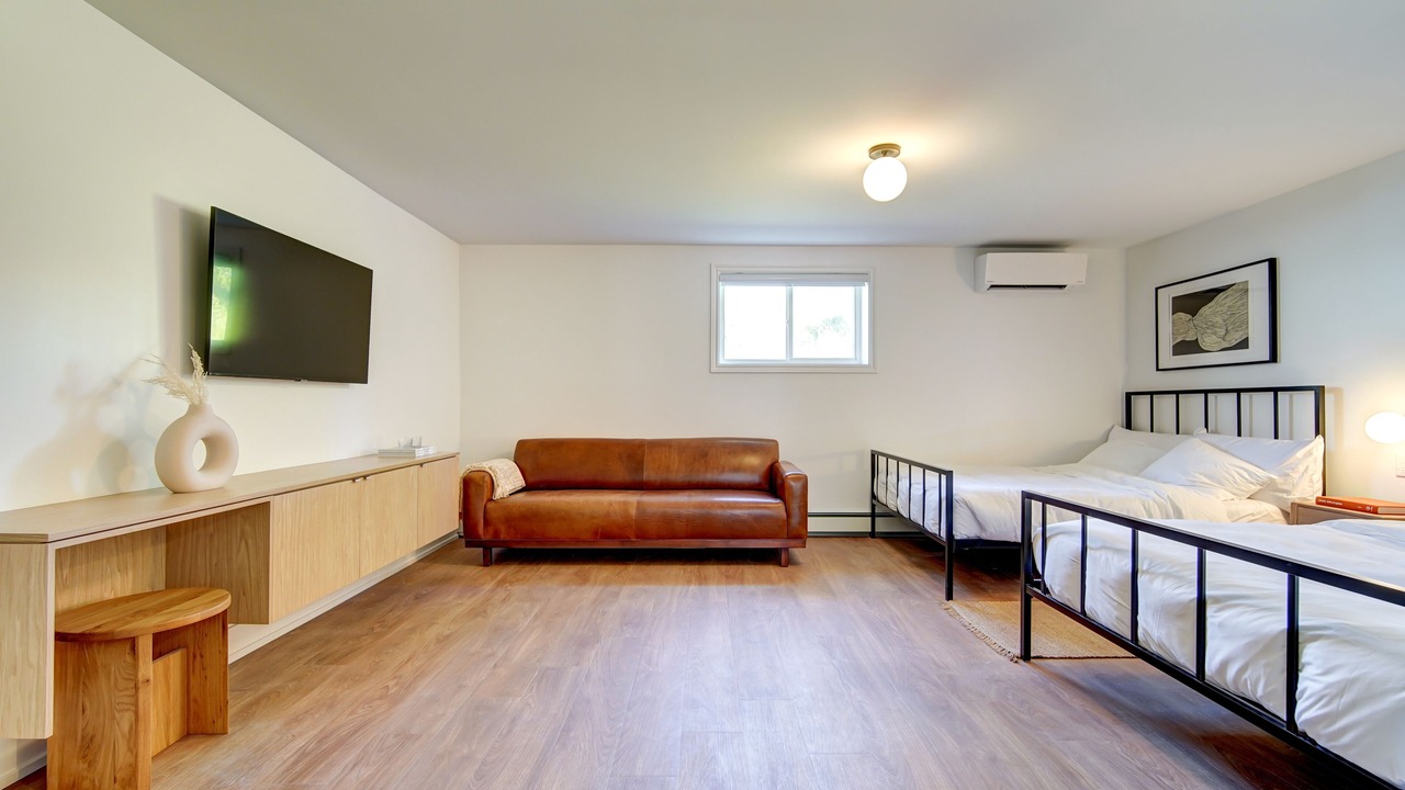 Photo of Others in Grand Pre