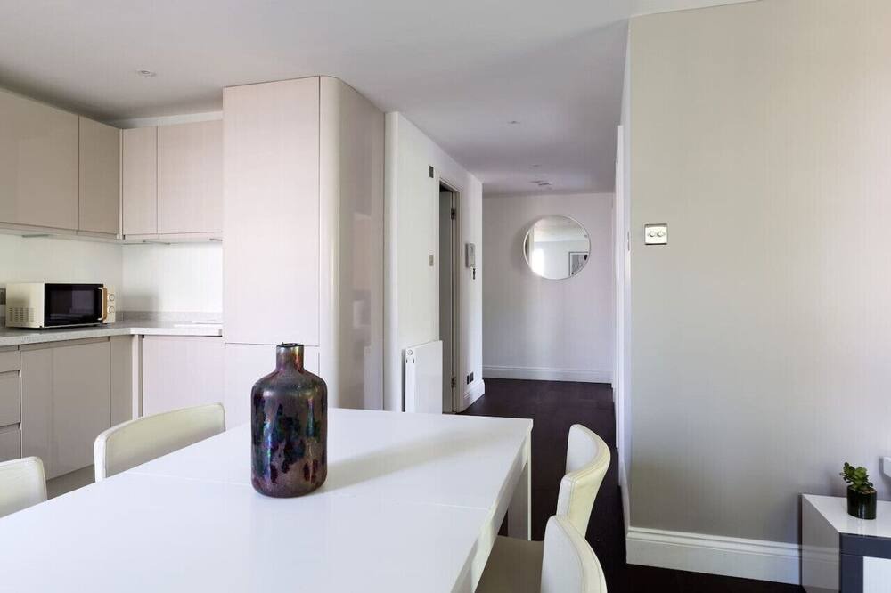 Photo of Others in West Brompton