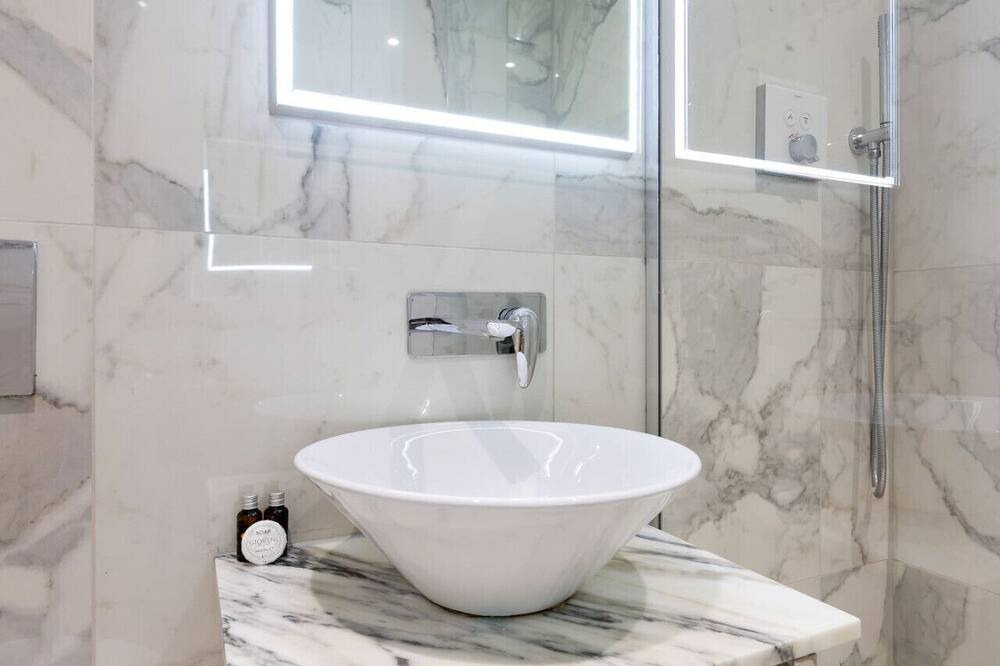 Photo of Others in West Brompton