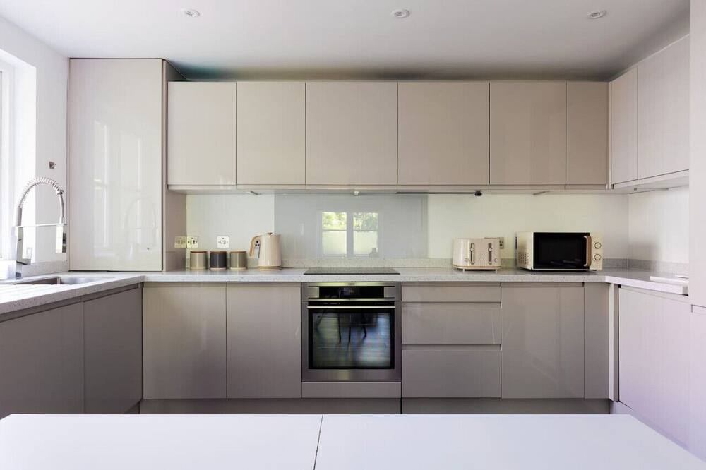 Photo of Others in West Brompton