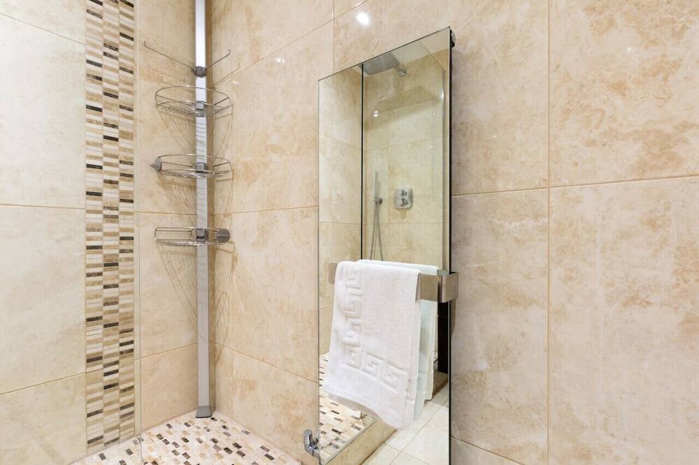 Photo of Others in West Brompton