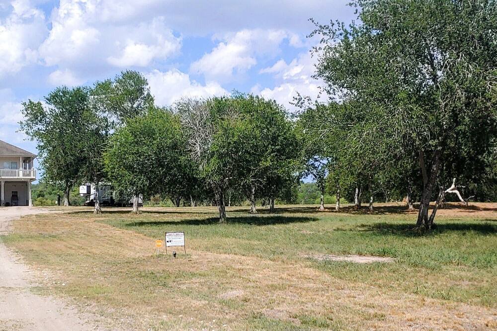 Photo of Outdoor in Mathis