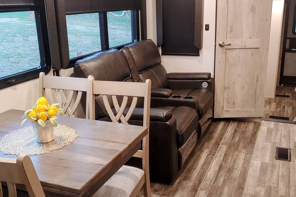 Photo of Livingroom in Mathis