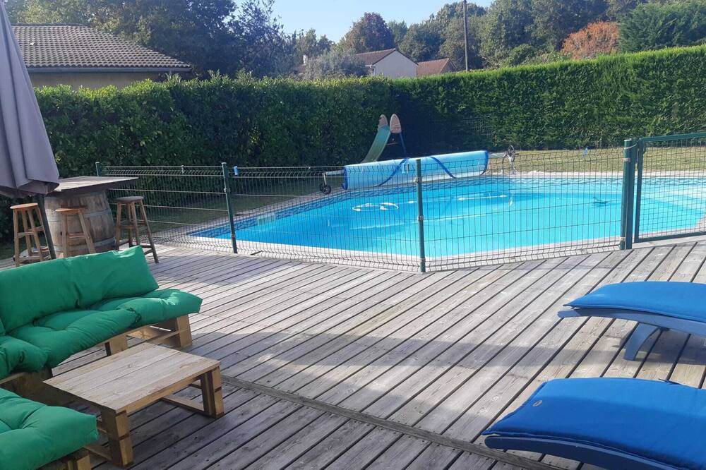 Photo of Outdoor in Saint-Aubin-de-Medoc