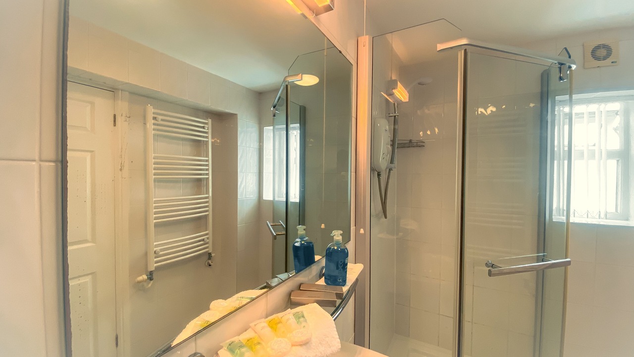 Photo of Bathroom in North Cadbury