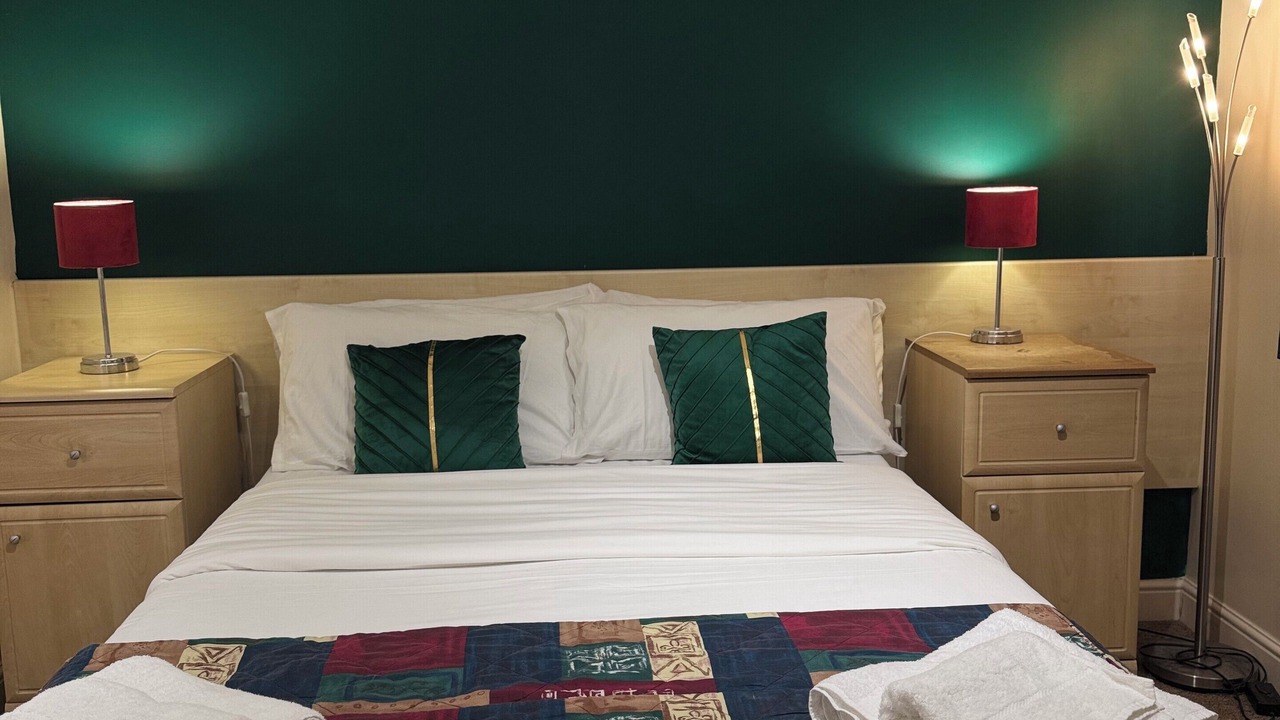 Photo of Bedroom in North Cadbury