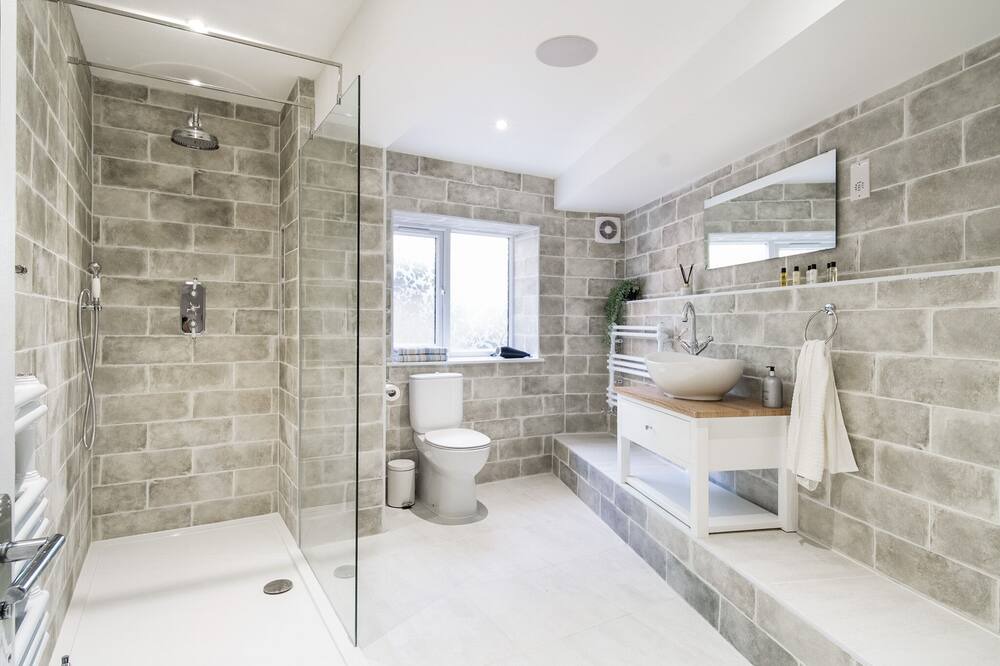 Photo of Bathroom in Barnet