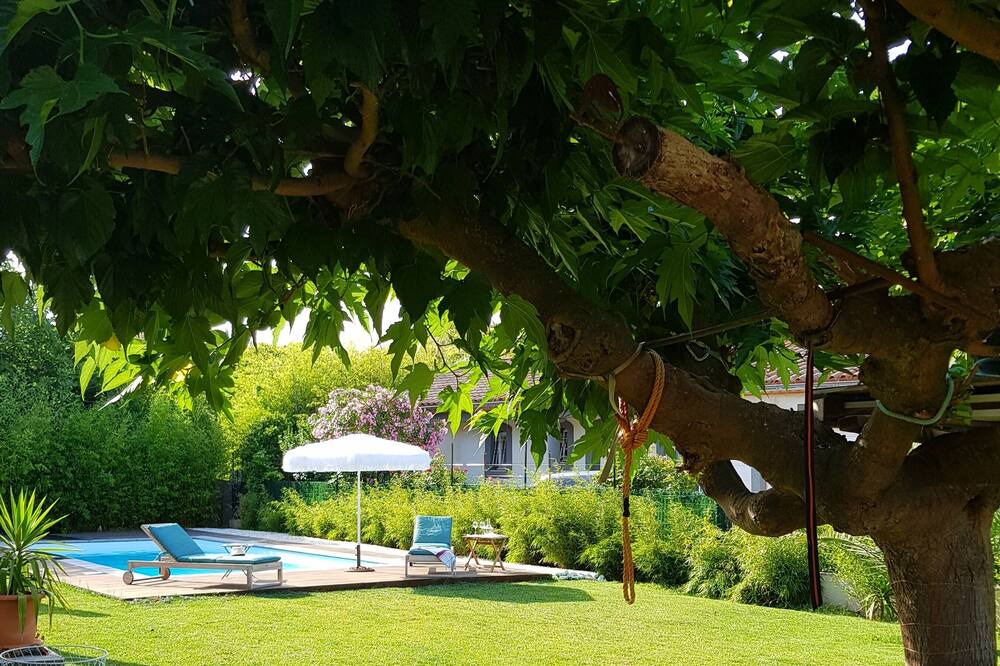 Photo of Outdoor in Nevian