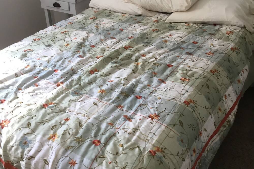 Photo of Bedroom in Riverside