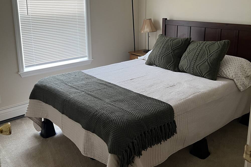 Photo of Bedroom in Monticello