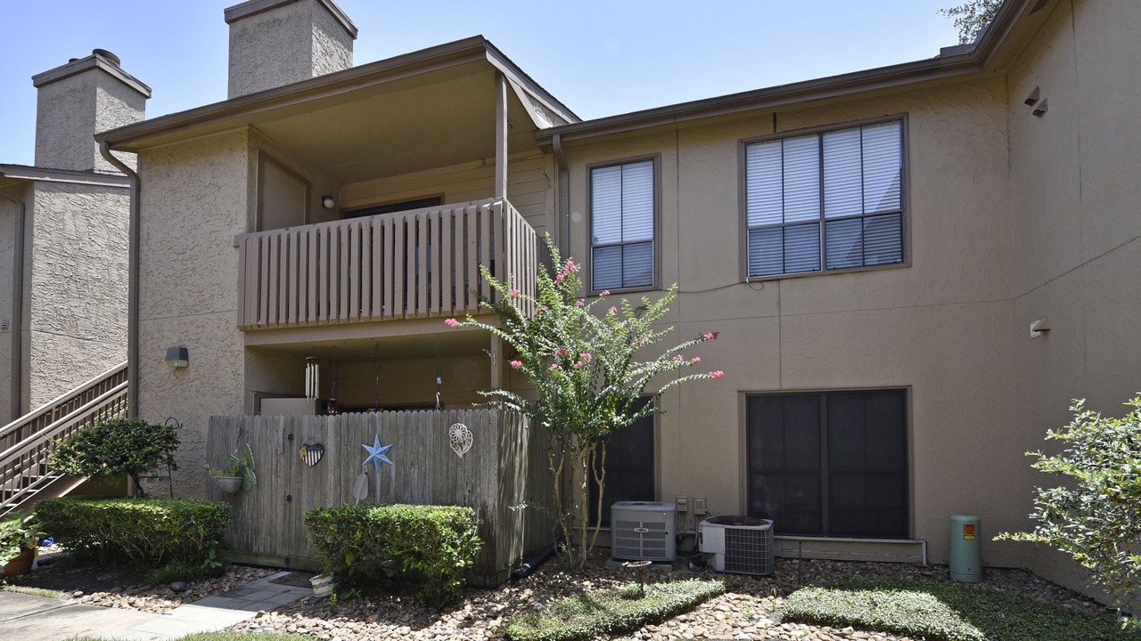 Photo of Outdoor in Garden Oaks
