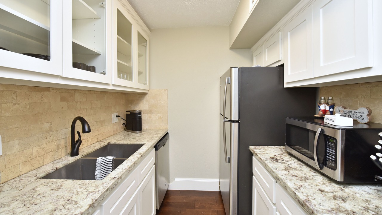 Photo of Kitchen in Garden Oaks