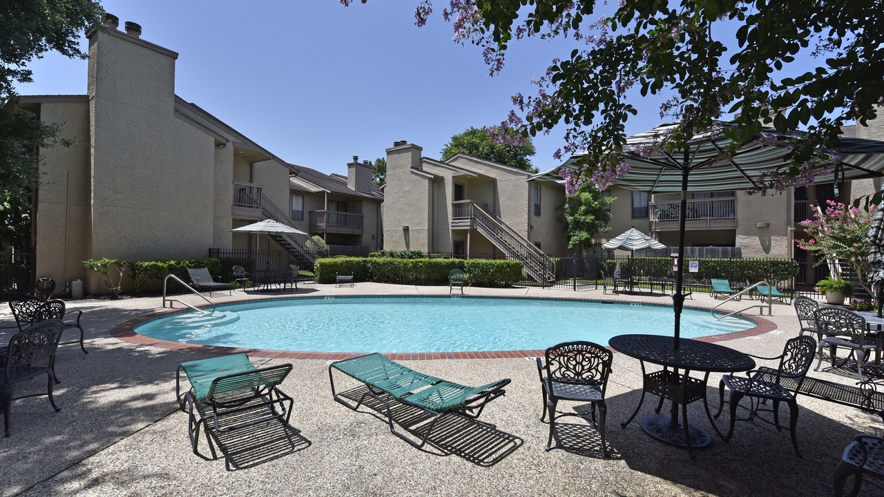 Photo of Outdoor in Garden Oaks