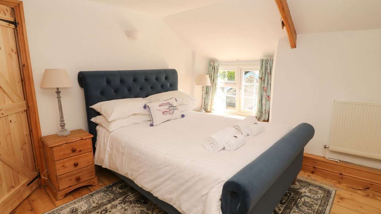 Photo of Others in Lower Trengale