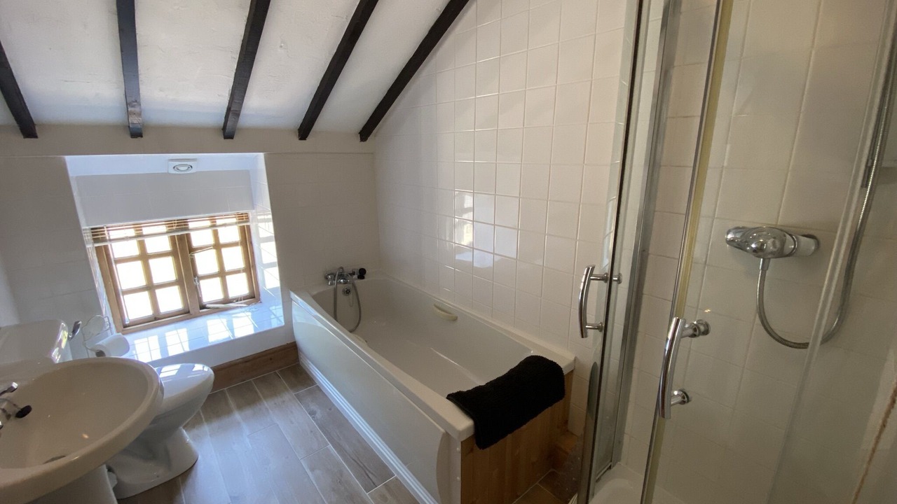 Photo of Others in Llangefni