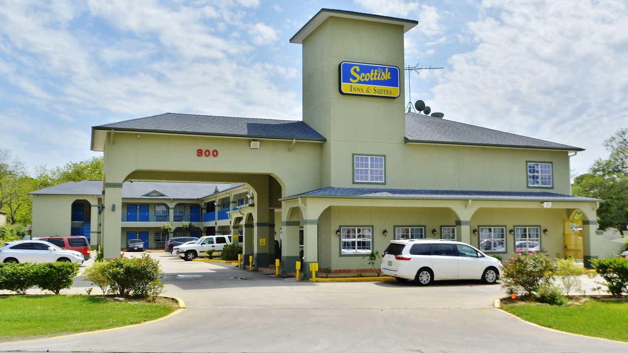 Photo of Outdoor in Alvin