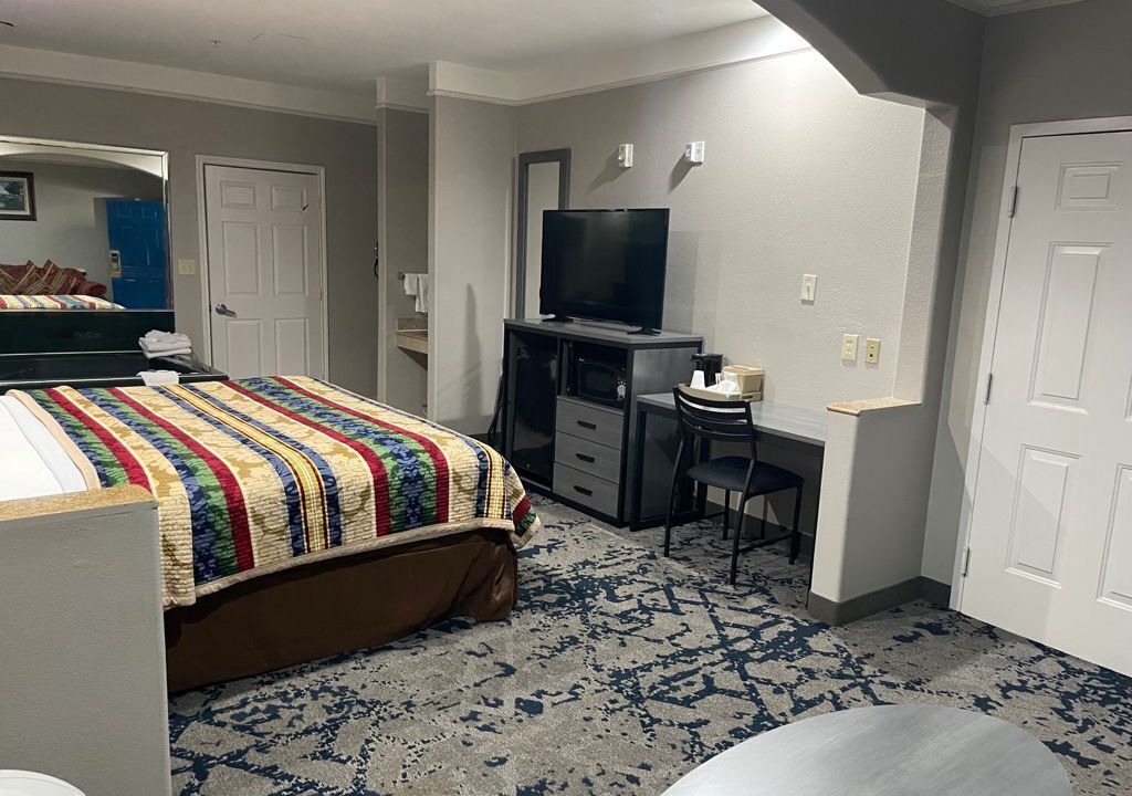 Photo of Bedroom in Alvin