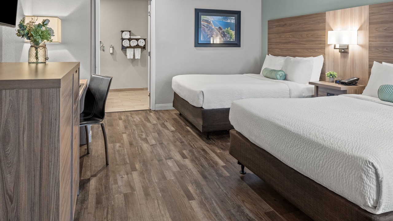 Photo of Bedroom in Groveland