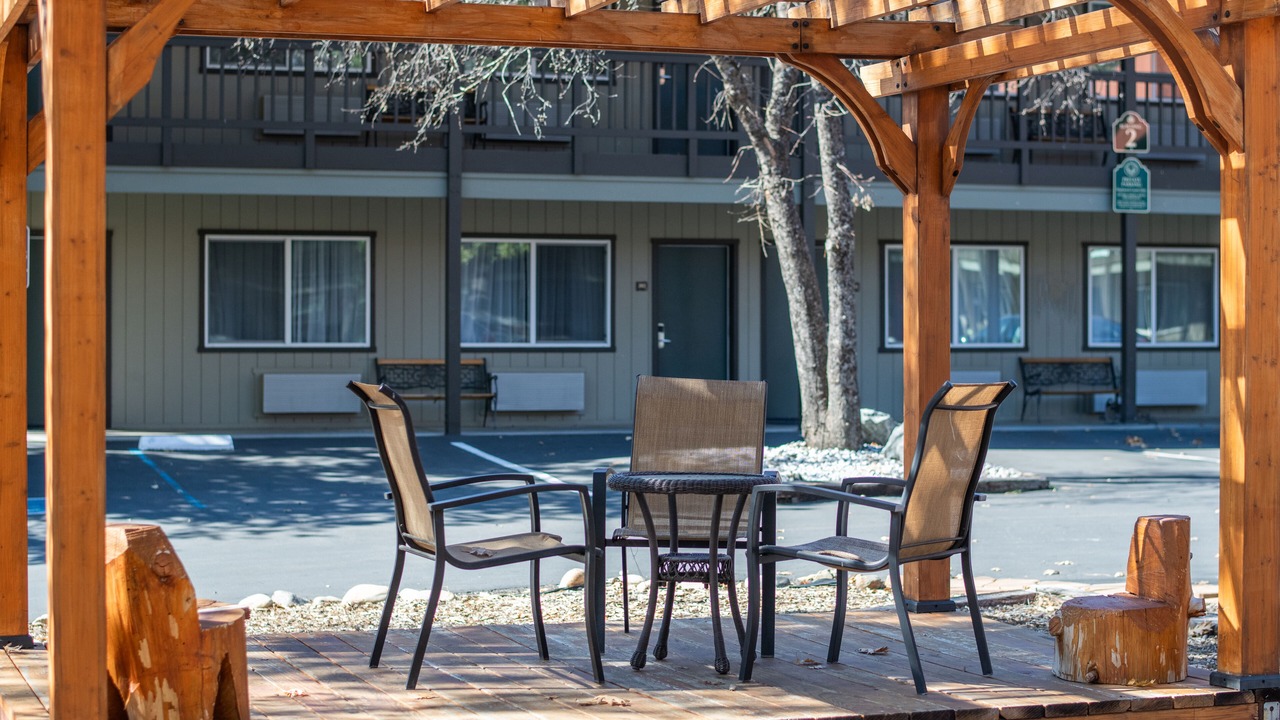 Photo of Outdoor in Groveland