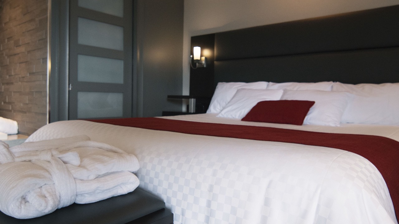Photo of Bedroom in Sept-Iles