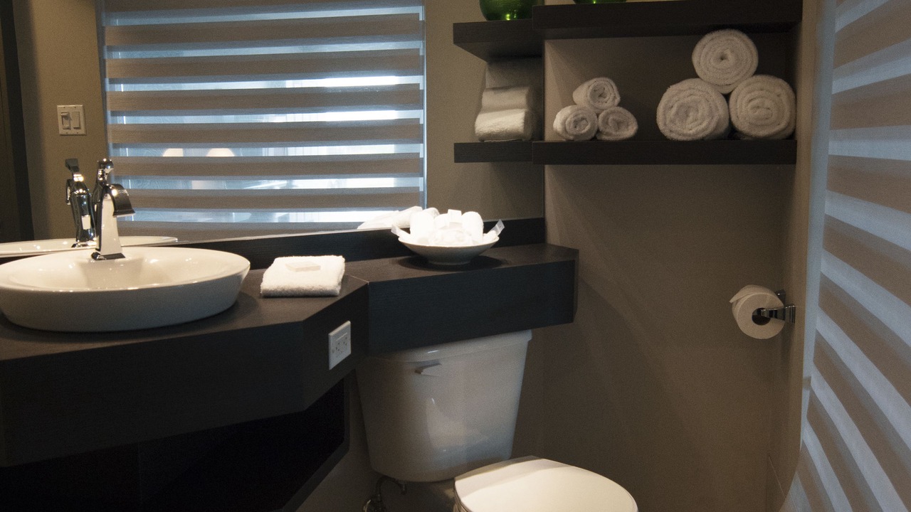 Photo of Bathroom in Sept-Iles