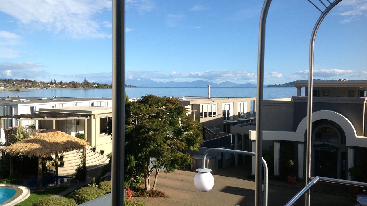 Photo of Patio Balcony in Waipahihi