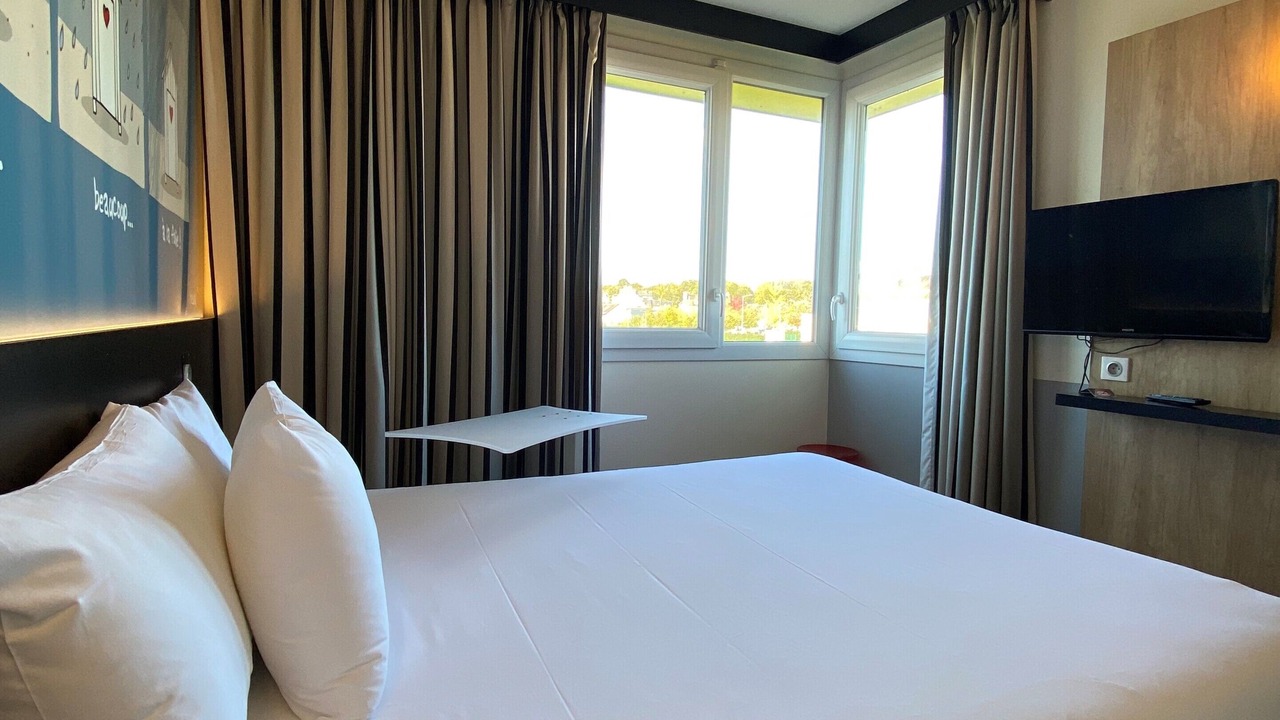 Photo of Bedroom in Flers