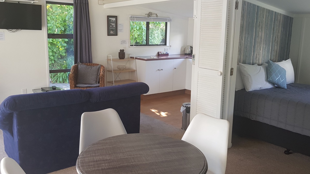 Photo of Others in Two Mile Bay