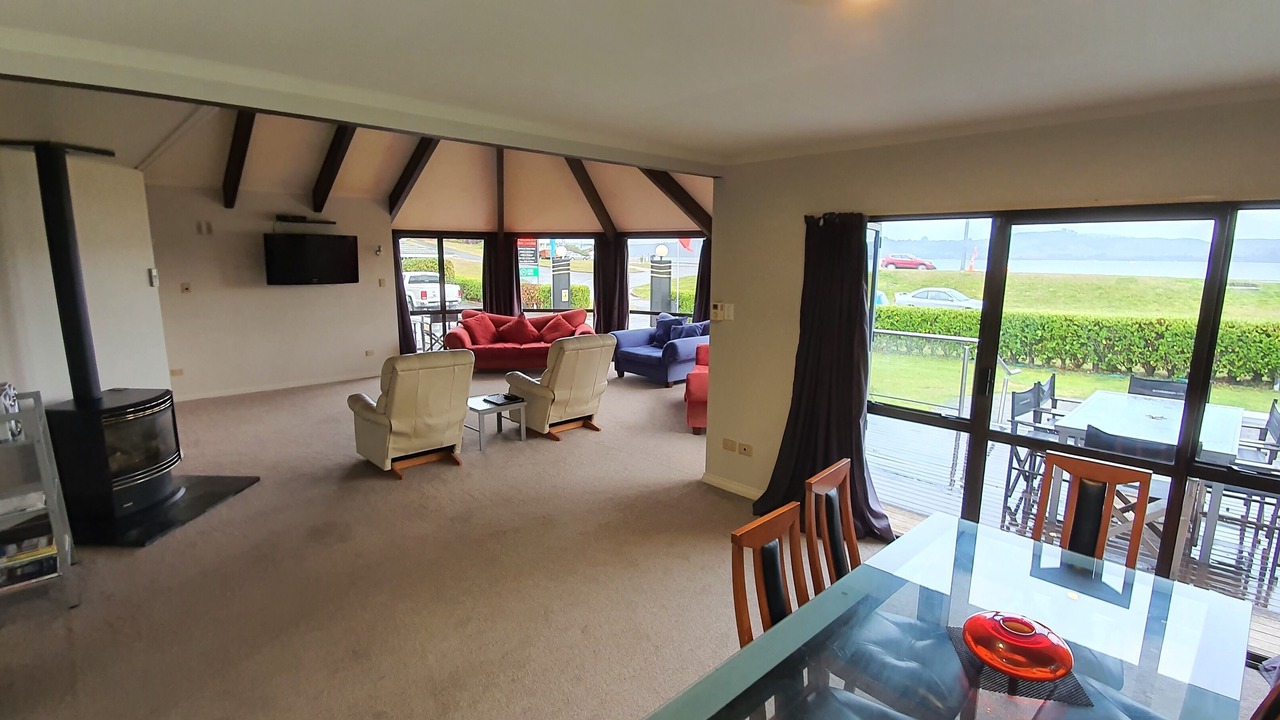 Photo of Others in Two Mile Bay