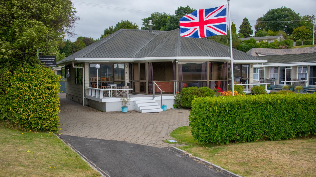 Photo of Others in Two Mile Bay