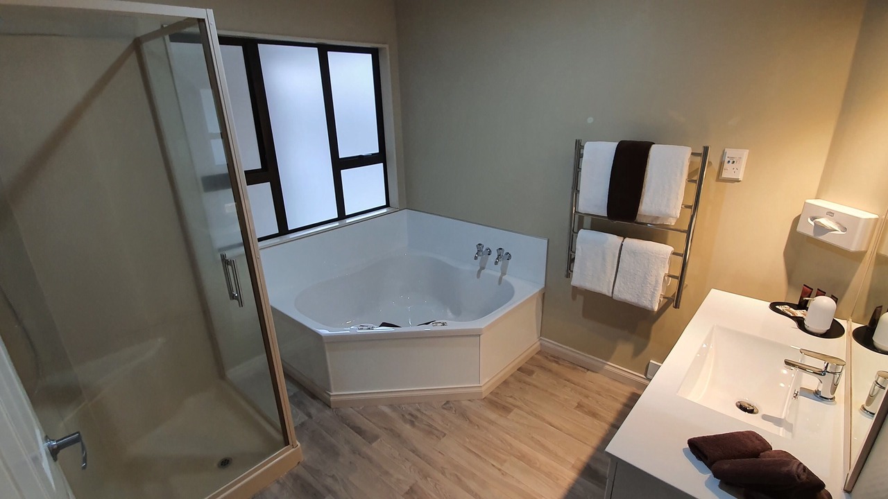 Photo of Bathroom in Two Mile Bay