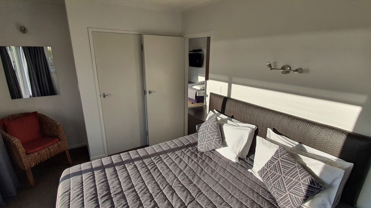 Photo of Others in Two Mile Bay