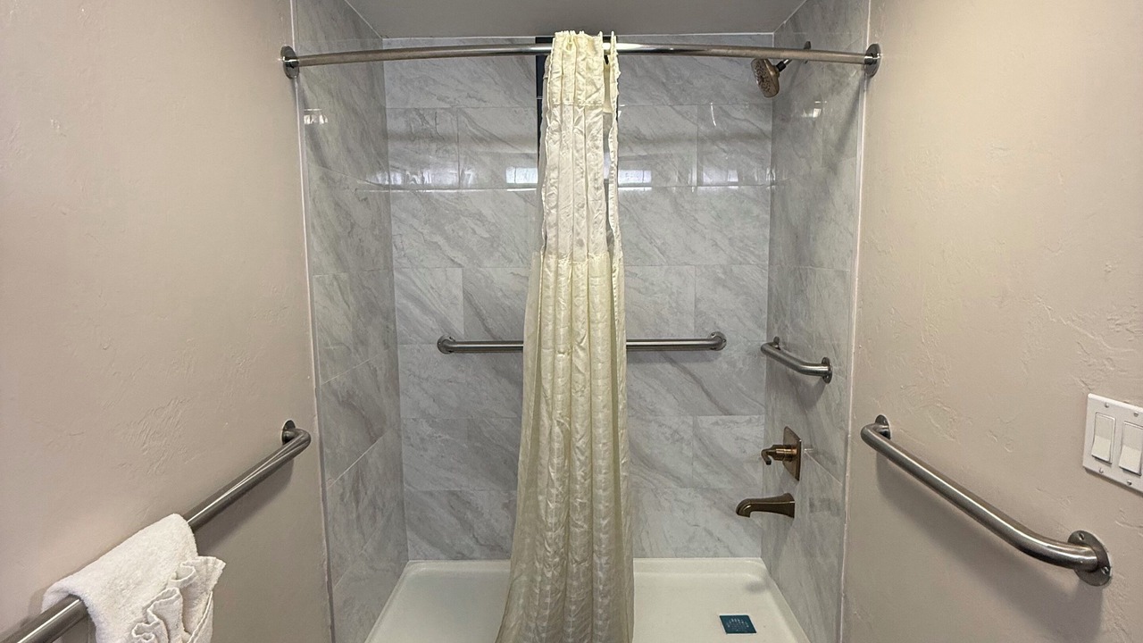 Photo of Bathroom in Ponca City
